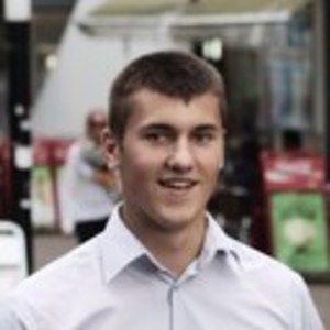 Meet your Posher, Derrick